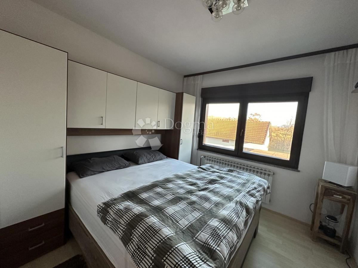 Casa Ličko Cerje, Lovinac, 250m2