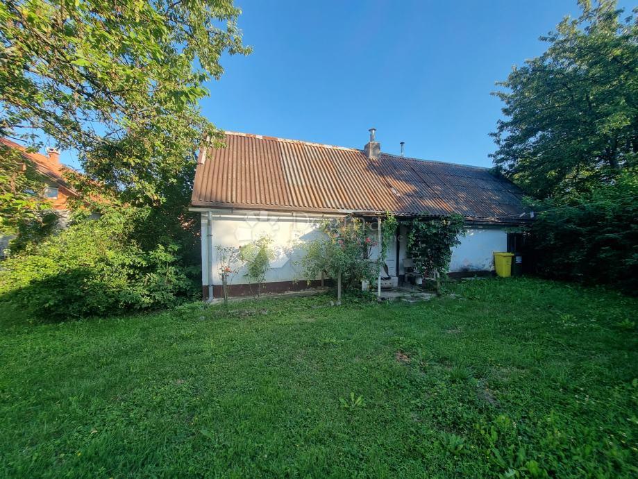 Terreno Centar, Gospić, 1.335m2