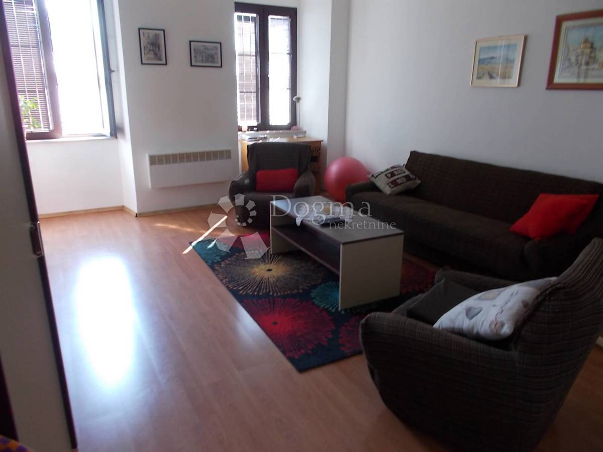 Allogio Centar, Rijeka, 78m2