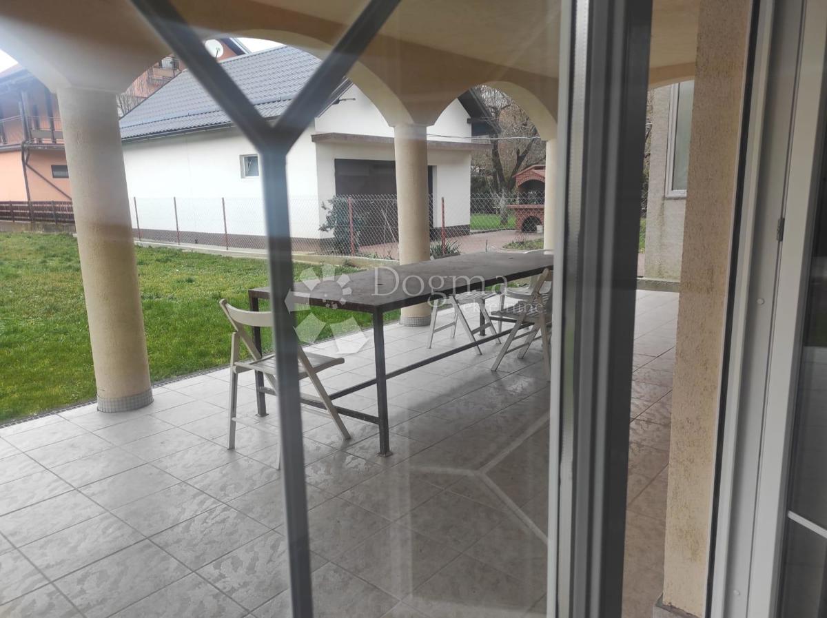 Casa Sopnica, Sesvete, 220m2