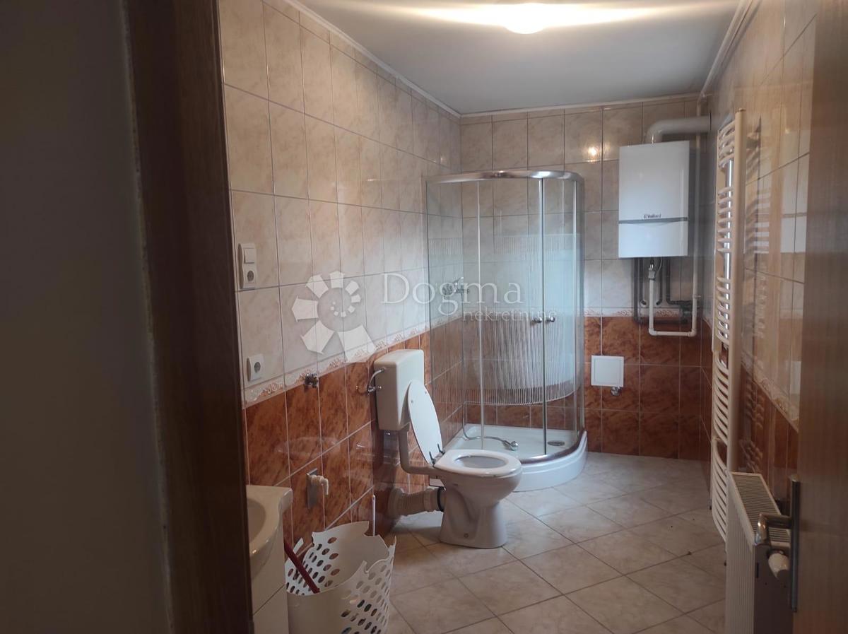 Casa Sopnica, Sesvete, 220m2