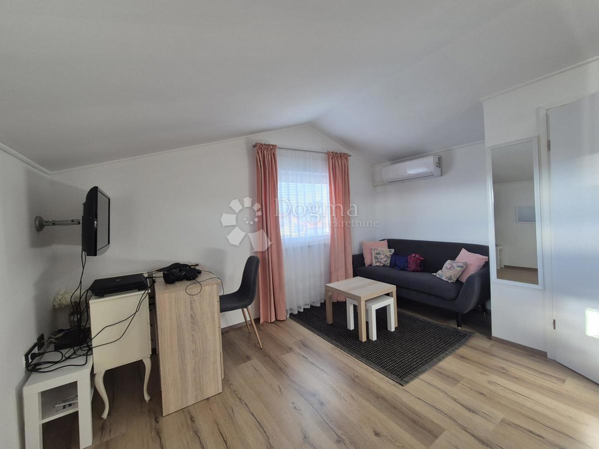 Appartamento soleggiato con vista su Brioni