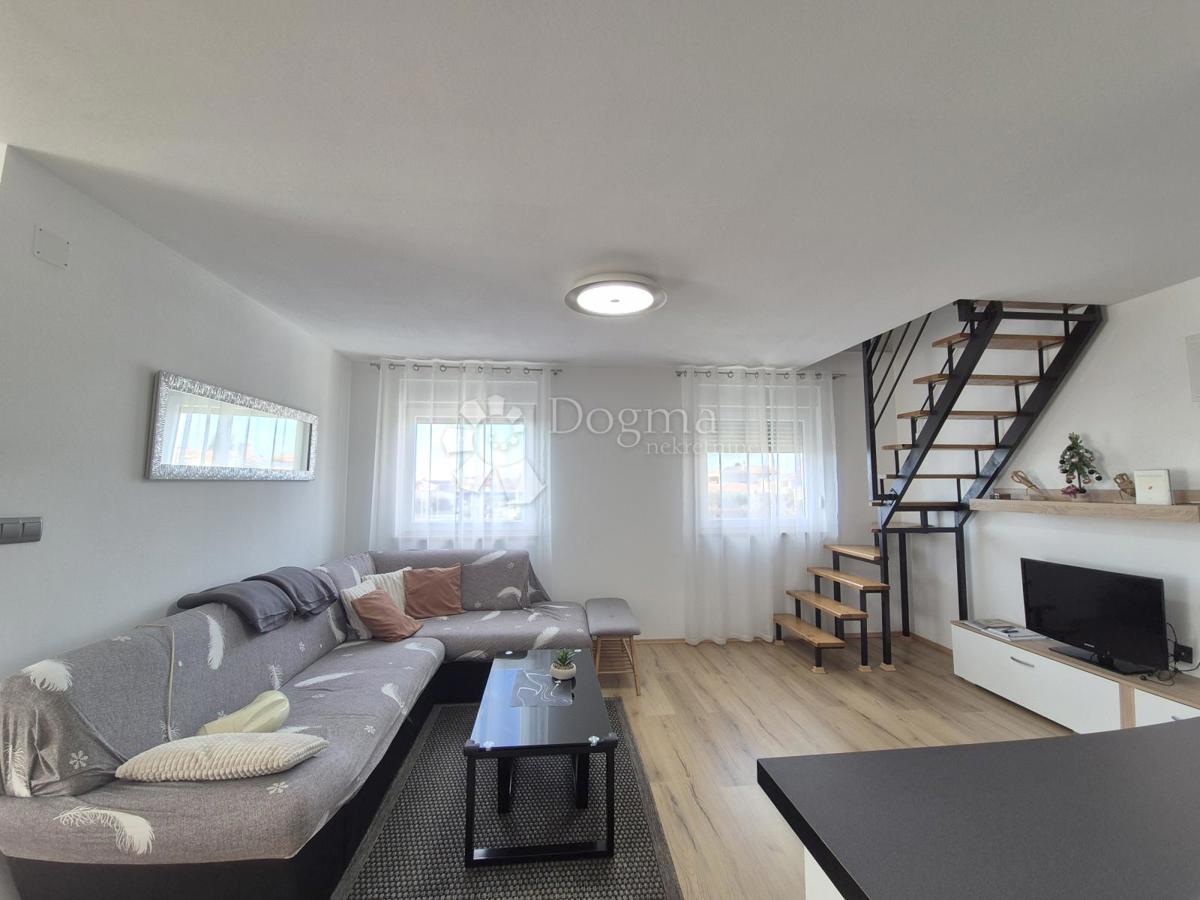 Appartamento soleggiato con vista su Brioni