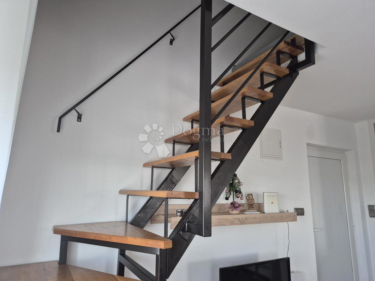 Appartamento soleggiato con vista su Brioni