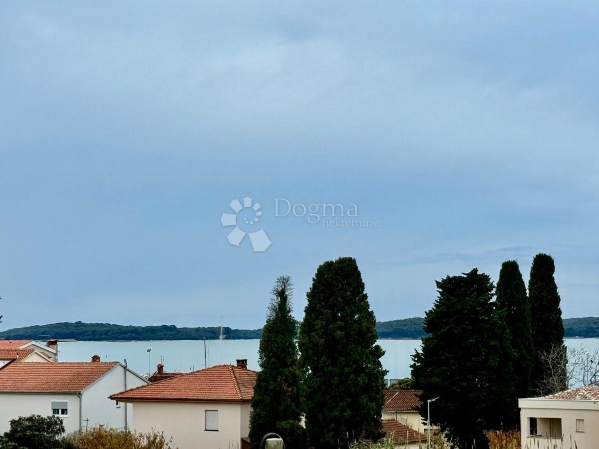Allogio Fažana, 100m2