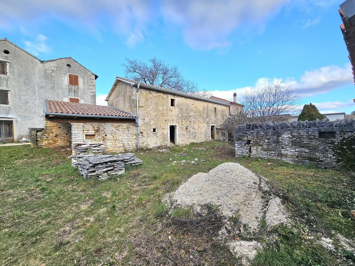 Casa Oprtalj, 500m2