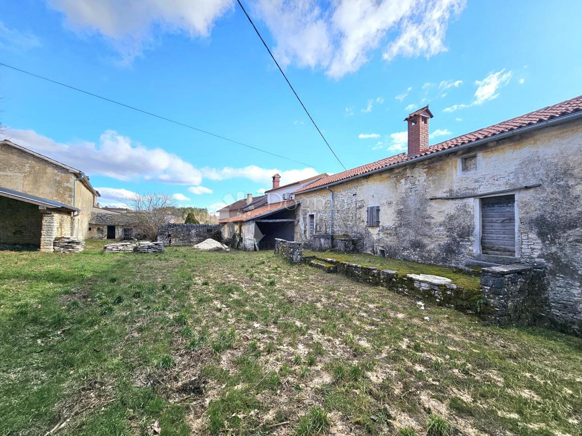 Casa Oprtalj, 500m2
