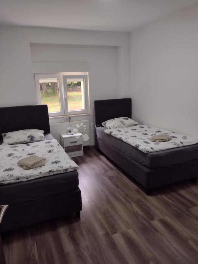 Casa Štikada, Lovinac, 400m2