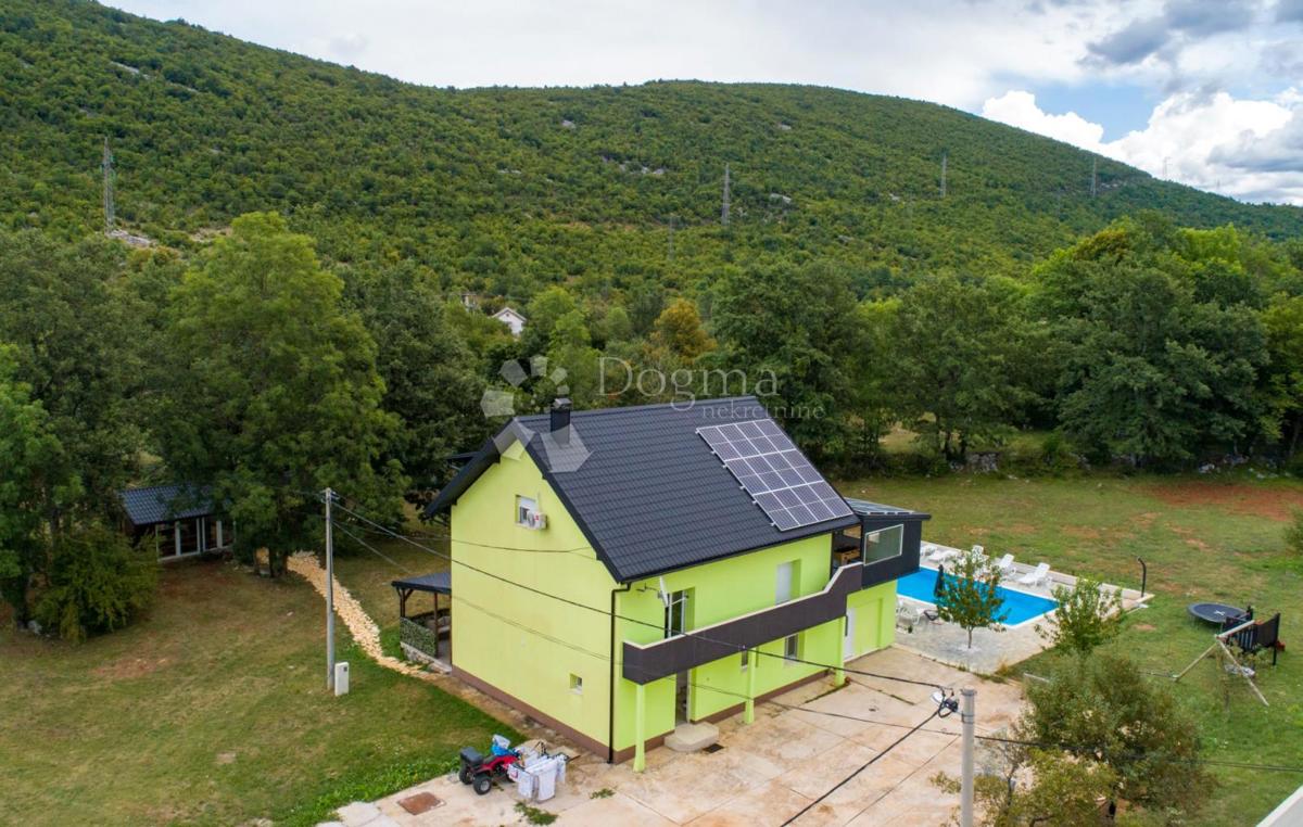 Casa Štikada, Lovinac, 400m2