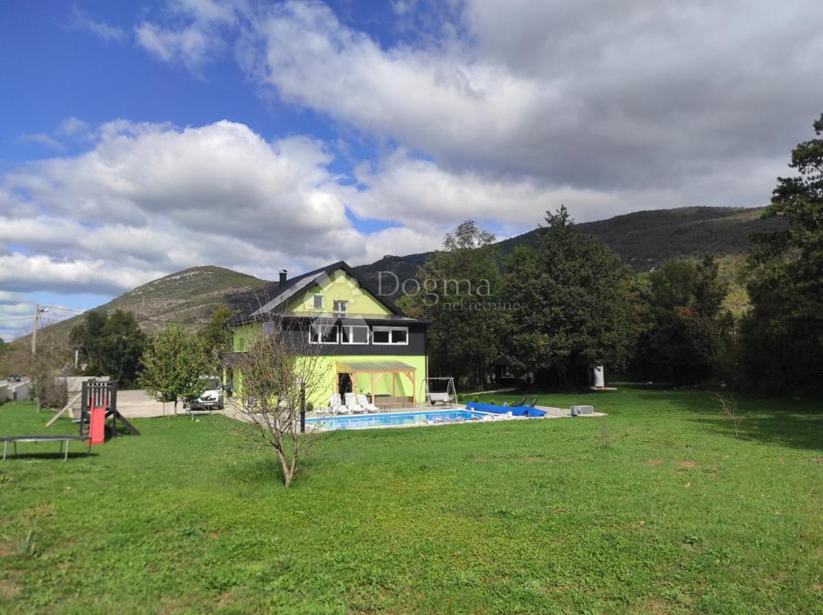 Casa Štikada, Lovinac, 400m2