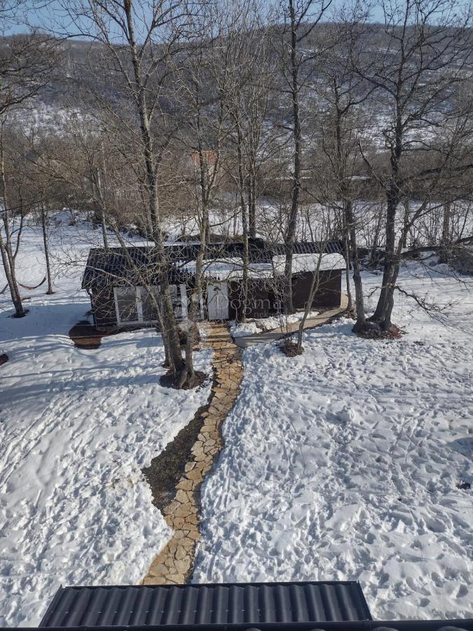 Casa Štikada, Lovinac, 400m2