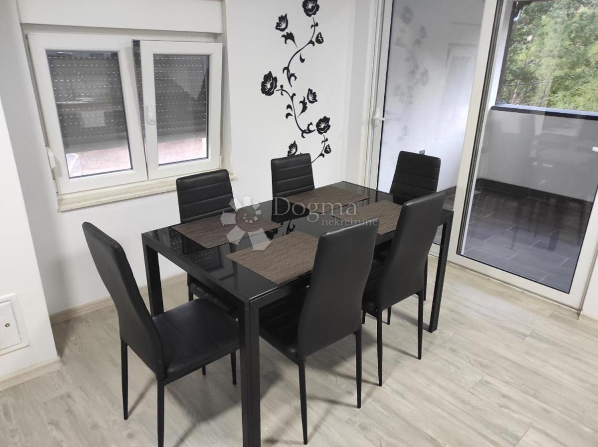 Casa Štikada, Lovinac, 400m2