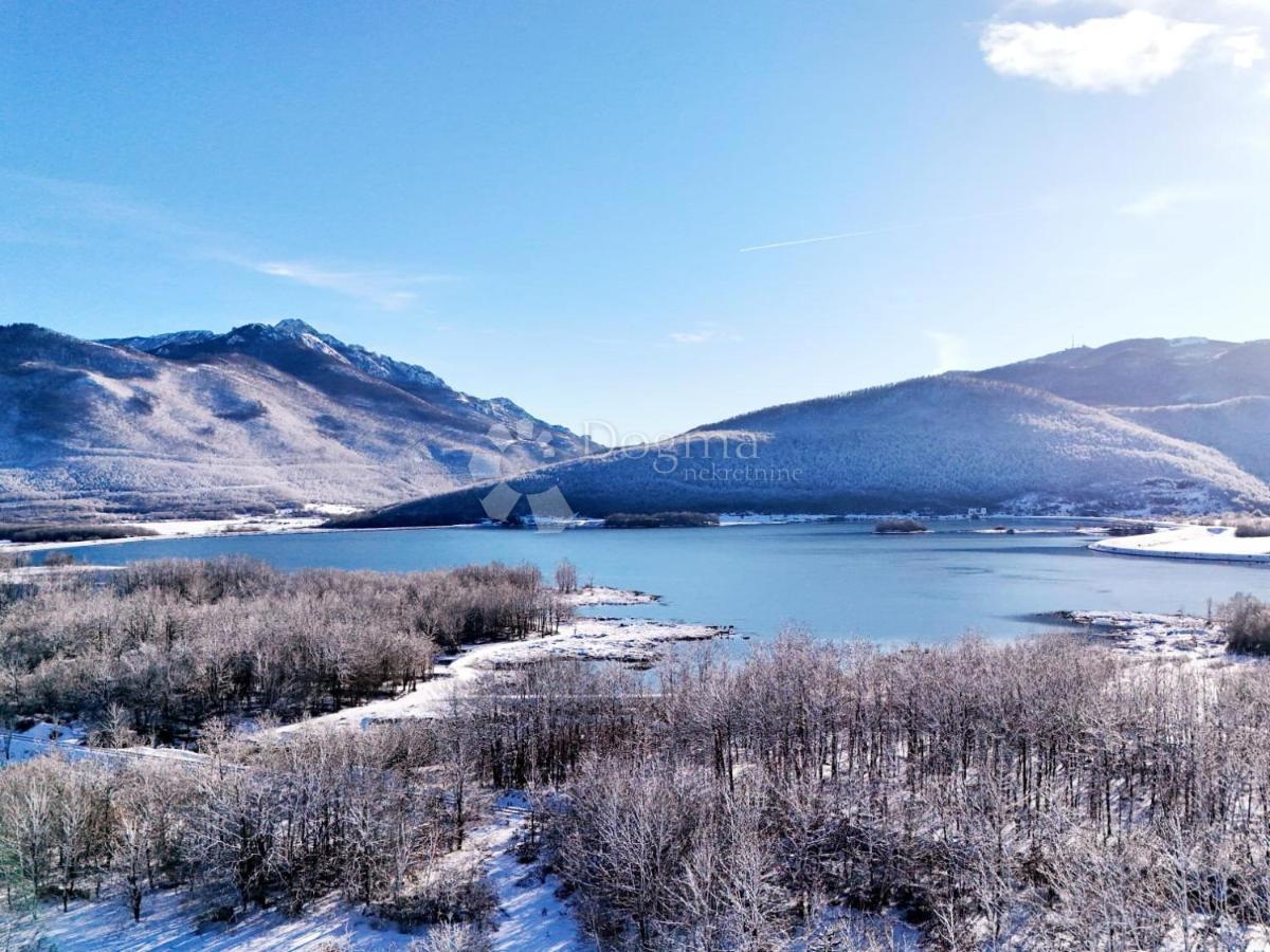 Casa Štikada, Lovinac, 400m2