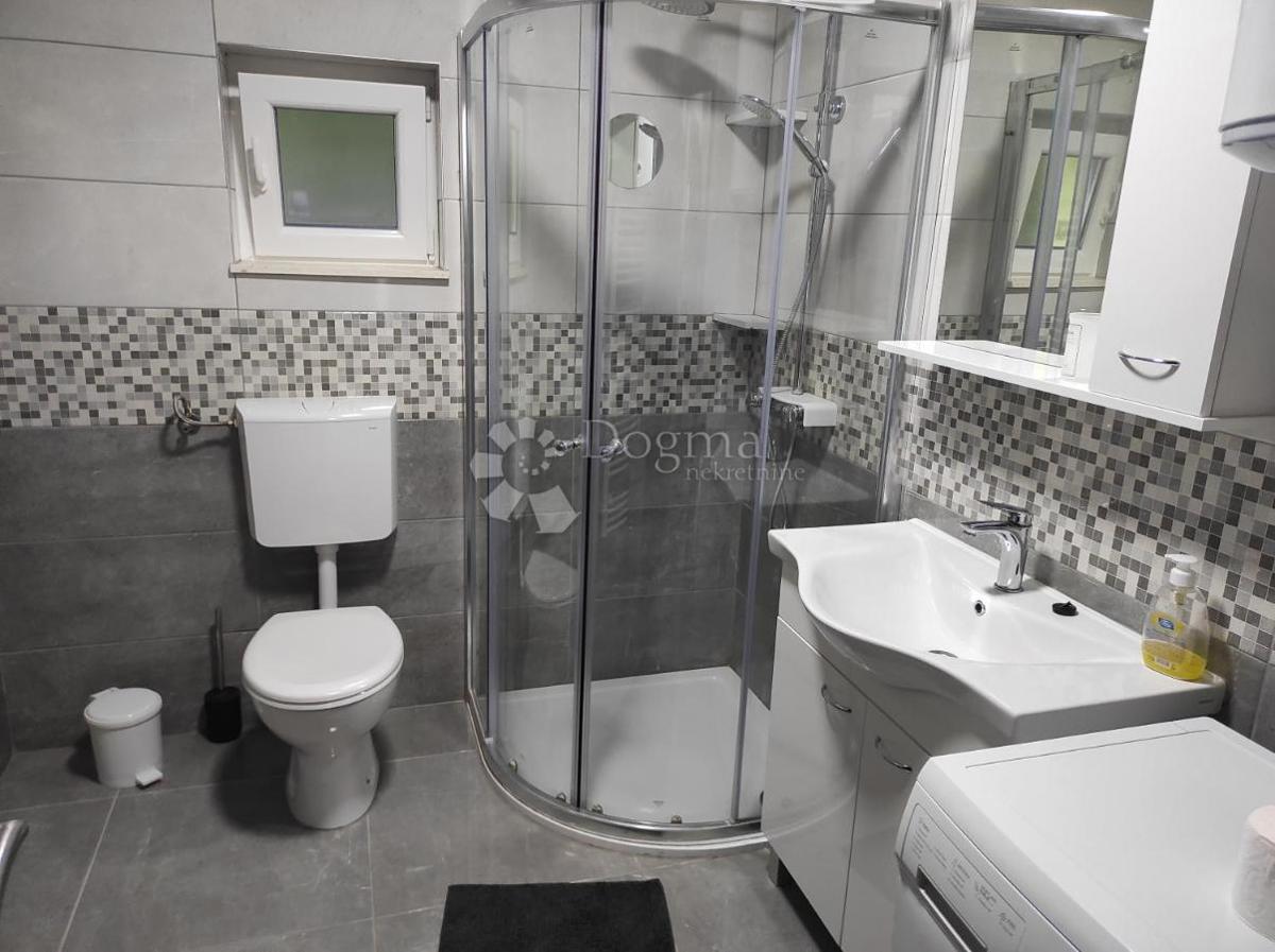 Casa Štikada, Lovinac, 400m2