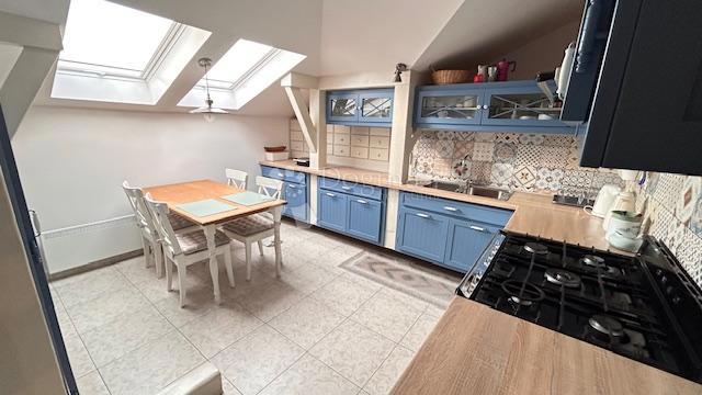 Allogio Opatija - Centar, Opatija, 140m2