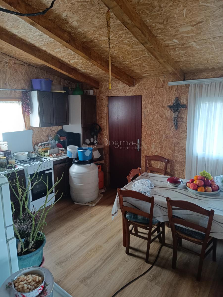 Casa Prečec, Brckovljani, 93m2