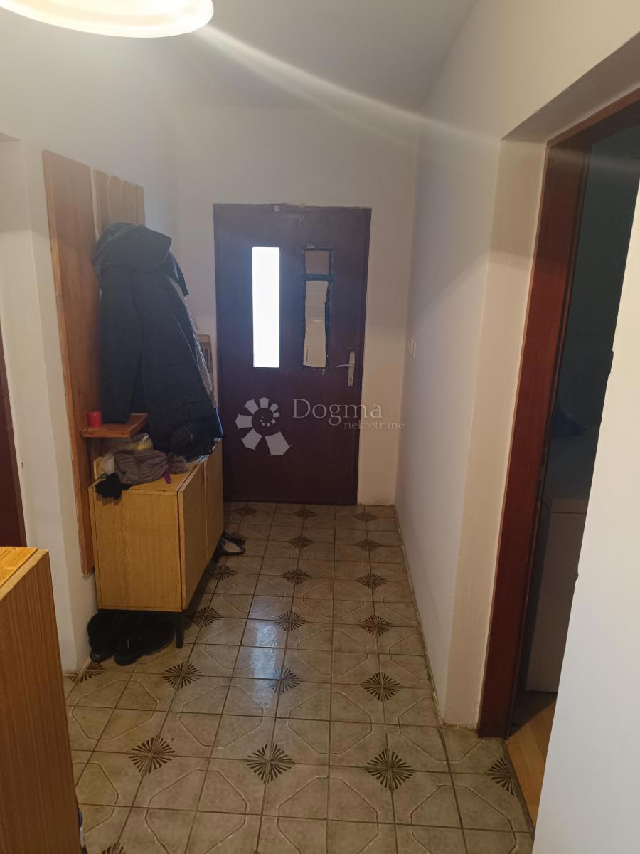 Casa Prečec, Brckovljani, 93m2