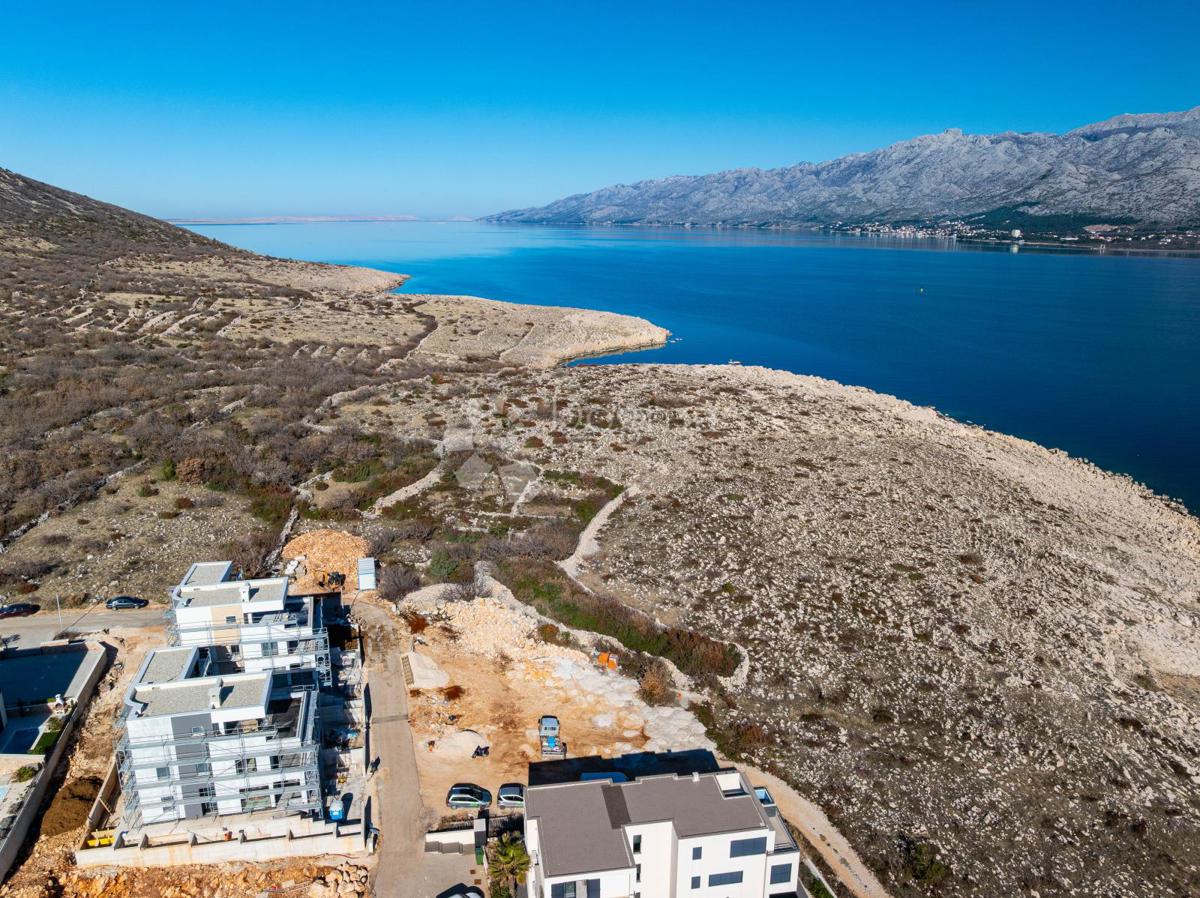 Terreno edificabile Vinjerac, Posedarje, 1.046m2