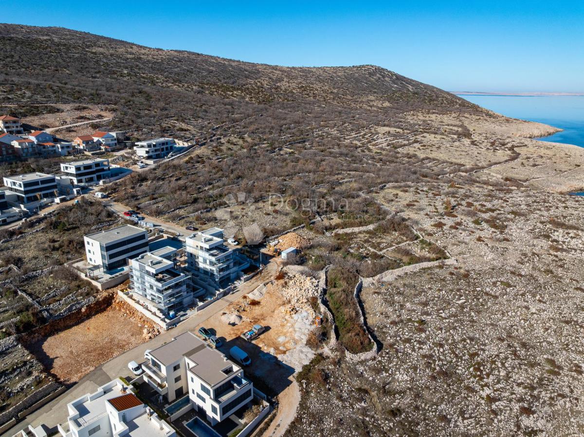 Terreno edificabile Vinjerac, Posedarje, 1.046m2