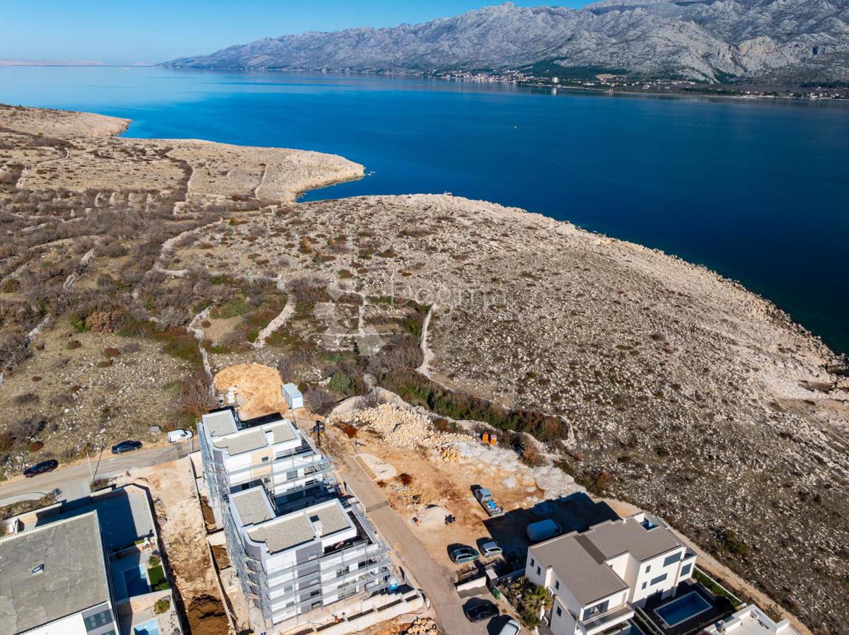Terreno edificabile Vinjerac, Posedarje, 1.046m2