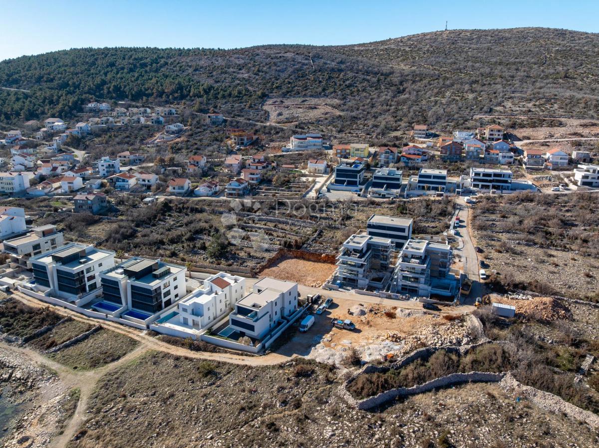 Terreno edificabile Vinjerac, Posedarje, 1.046m2