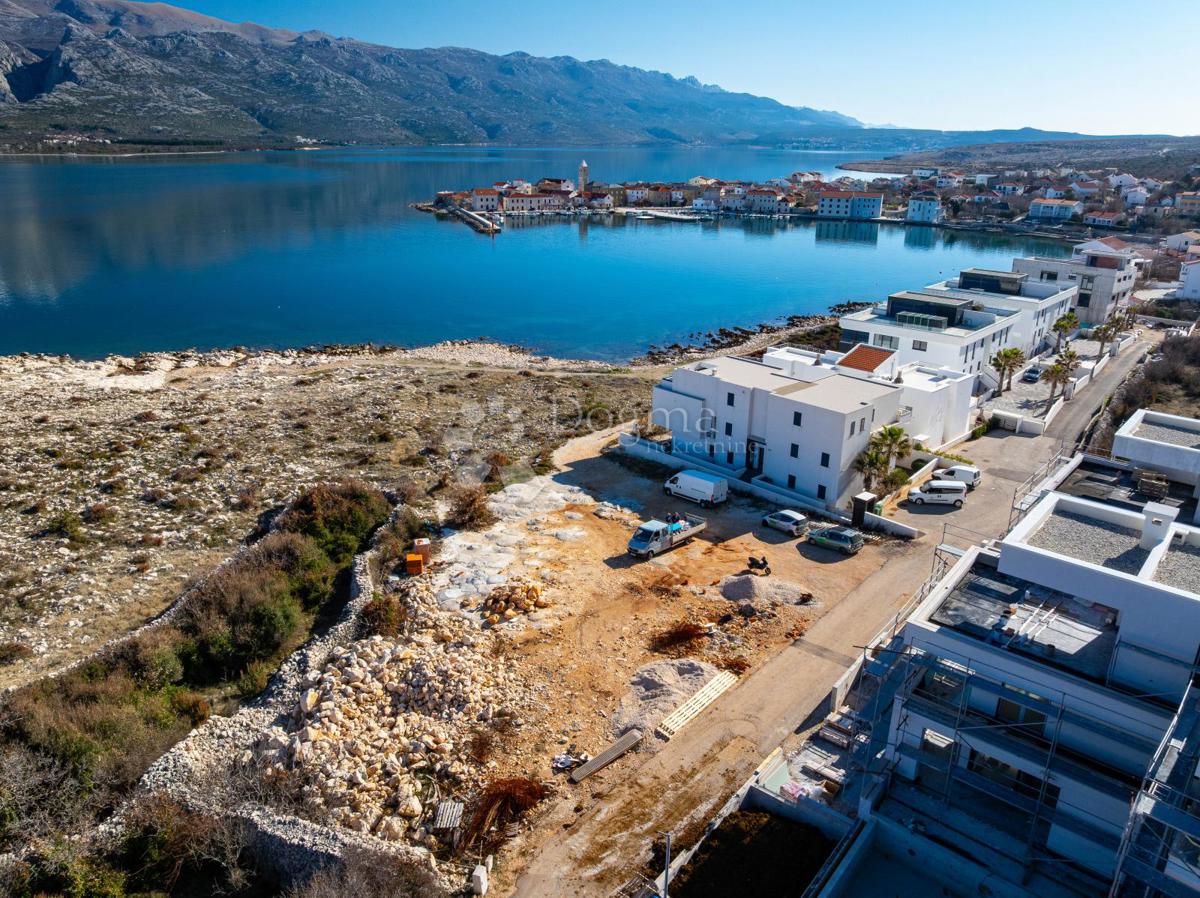 Terreno edificabile Vinjerac, Posedarje, 1.046m2