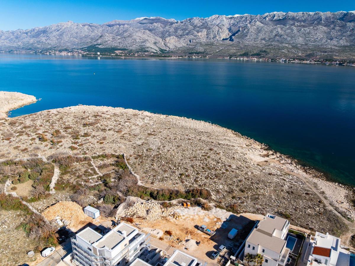 Terreno edificabile Vinjerac, Posedarje, 1.046m2