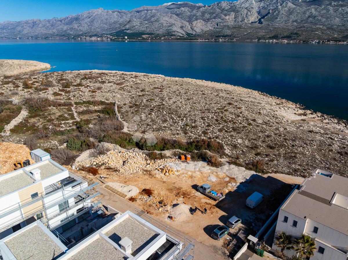 Terreno edificabile Vinjerac, Posedarje, 1.046m2