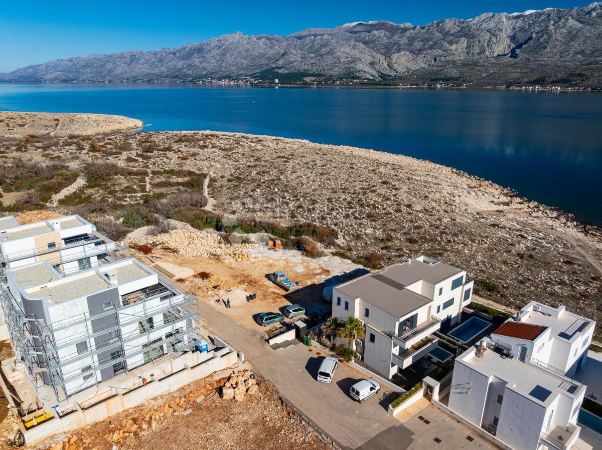 Terreno edificabile Vinjerac, Posedarje, 1.046m2