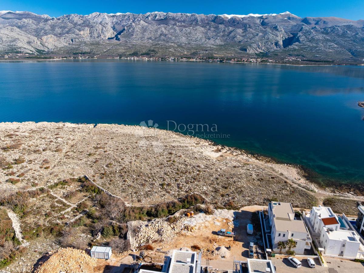 Terreno edificabile Vinjerac, Posedarje, 1.046m2