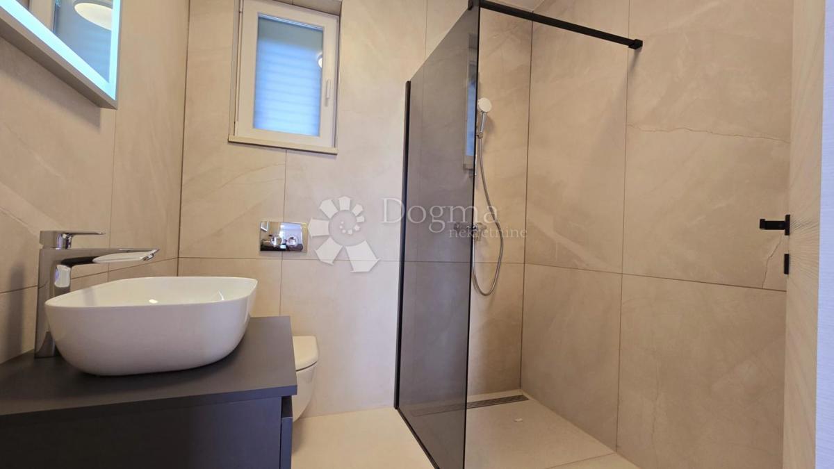 Casa Sveti Vid-Miholjice, Malinska-Dubašnica, 150m2