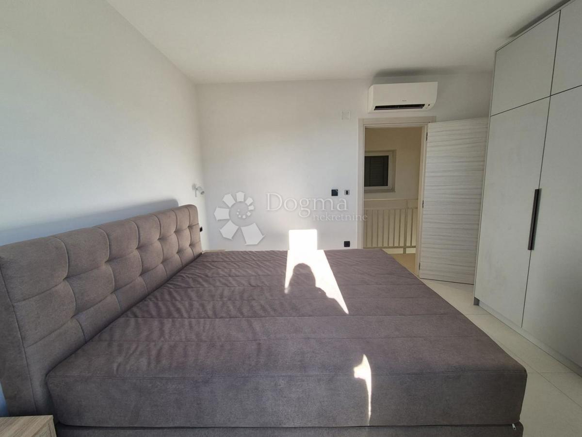 Casa Sveti Vid-Miholjice, Malinska-Dubašnica, 150m2