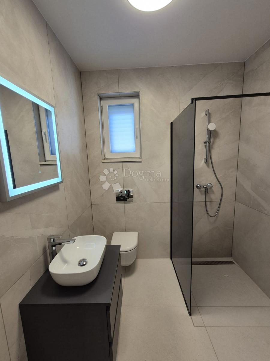 Casa Sveti Vid-Miholjice, Malinska-Dubašnica, 150m2