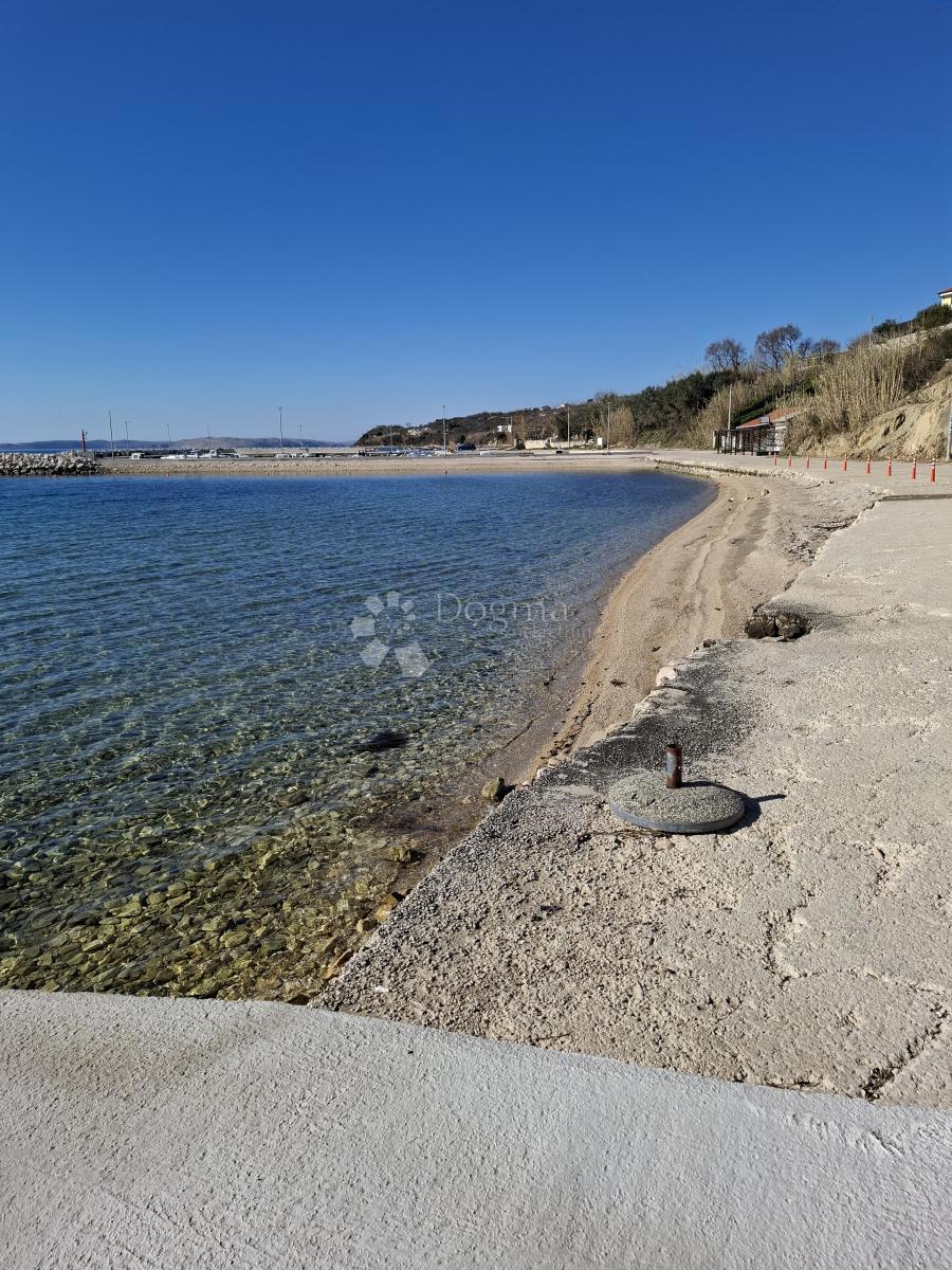 Terreno edificabile Rtina, Ražanac, 800m2