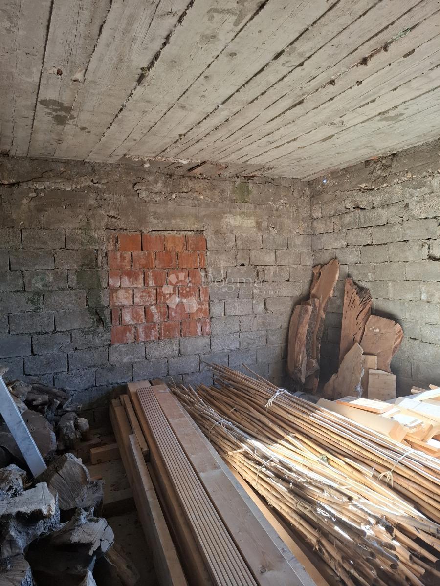 Terreno edificabile Rtina, Ražanac, 800m2