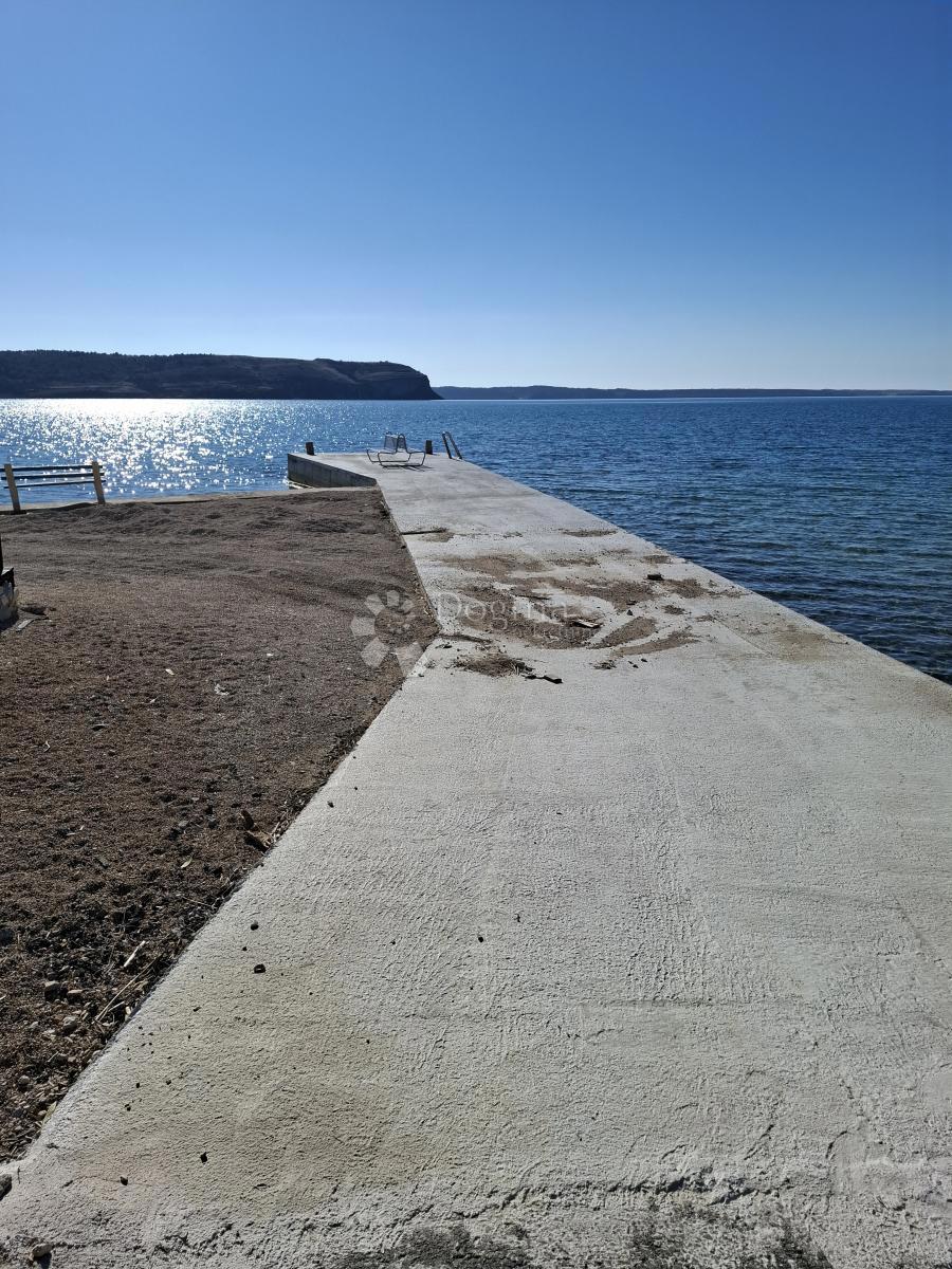 Terreno edificabile Rtina, Ražanac, 800m2