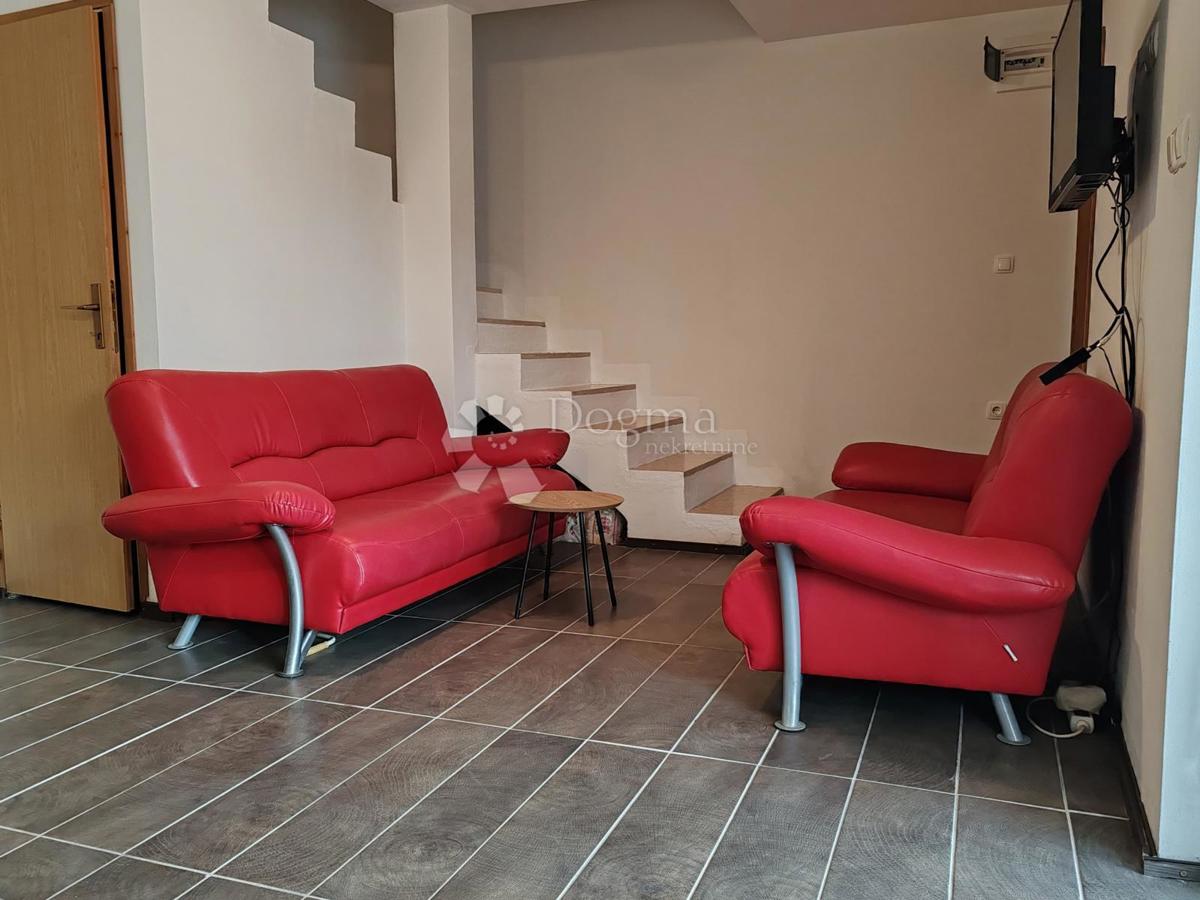 Appartamento Vir 90m² – 300m dalla spiaggia, tre posti auto