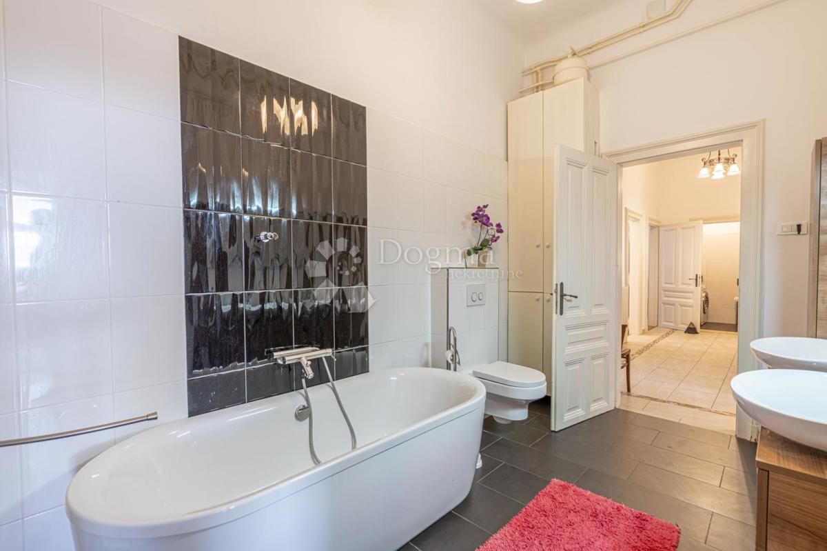 Allogio Centar, Rijeka, 140m2