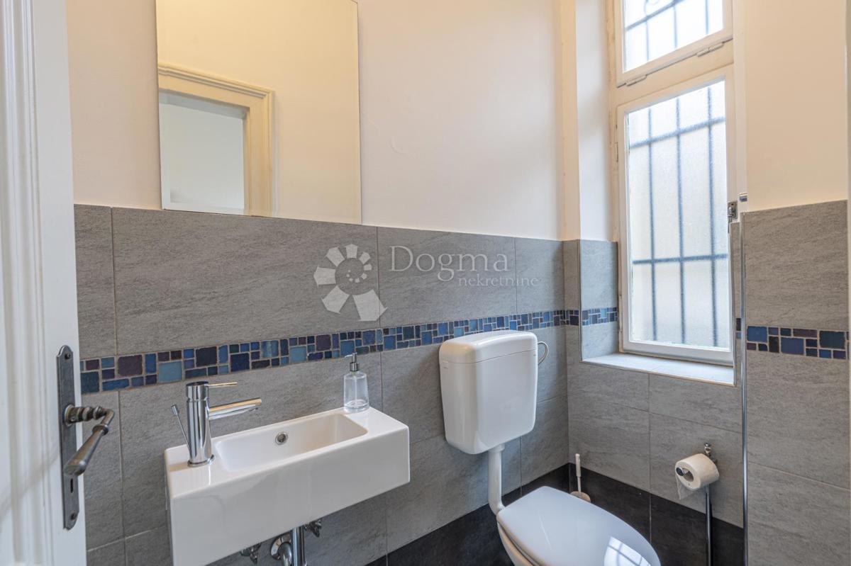 Allogio Centar, Rijeka, 140m2