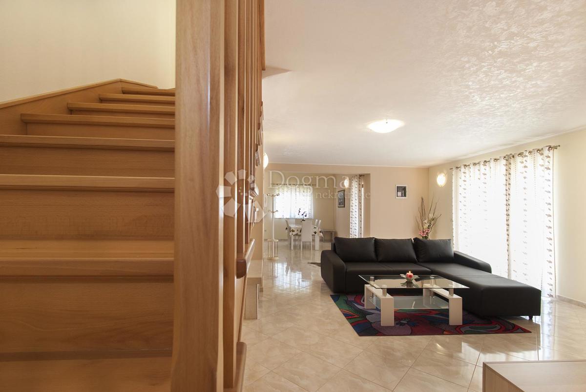 Casa Poreč, 140m2