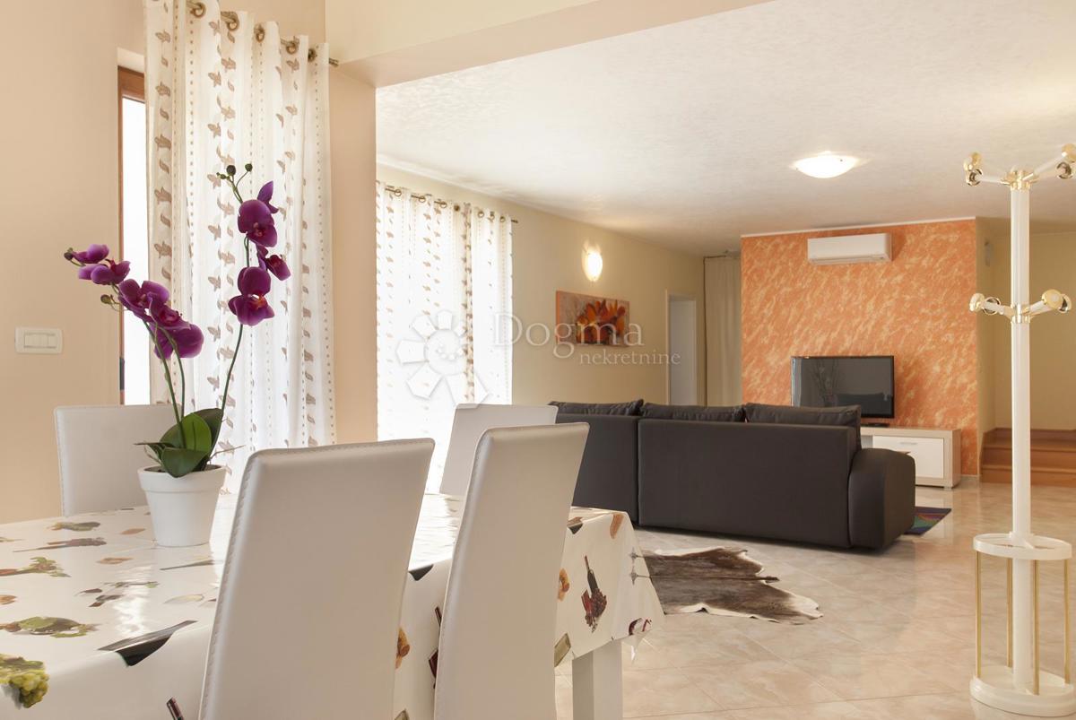 Casa Poreč, 140m2