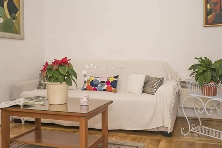 Allogio Jesenice, Dugi Rat, 130m2