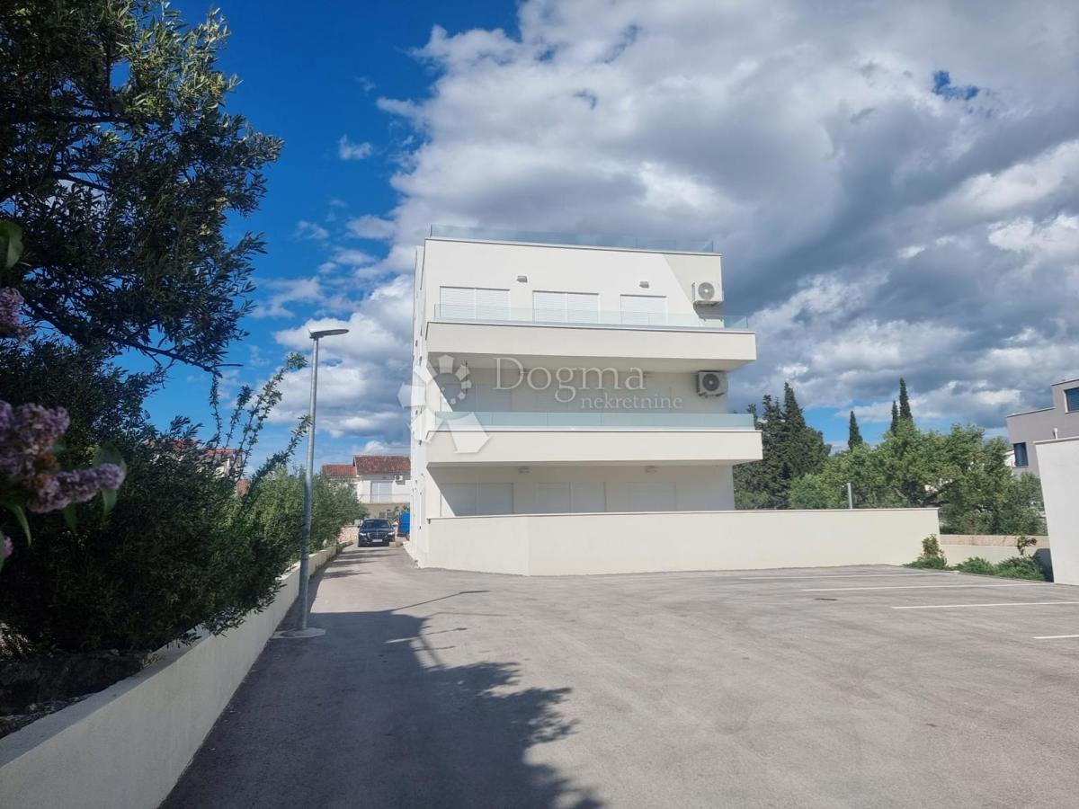 Appartamento Rogoznica, 66m2