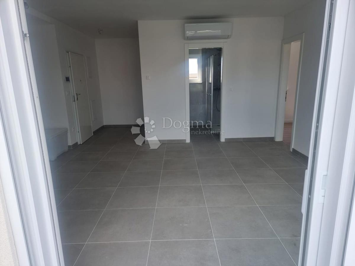 Appartamento Rogoznica, 66m2