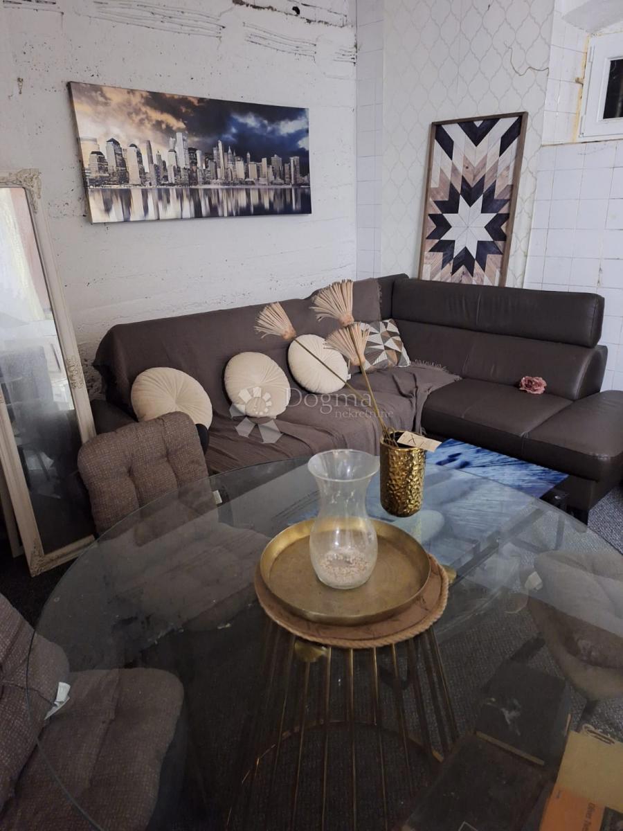 Casa Kaštel Novi, Kaštela, 250m2