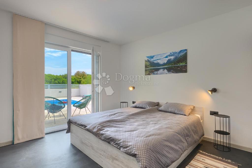 Casa Centar, Pula, 170m2