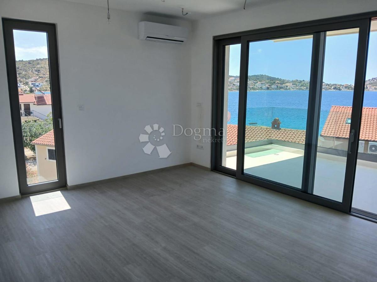 Lux Appartamento Ražanj, Rogoznica, 115,70m2