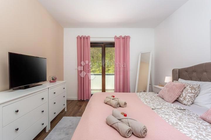 Casa Veprinac, Opatija - Okolica, 181,20m2