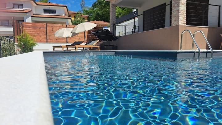 Casa Veprinac, Opatija - Okolica, 181,20m2