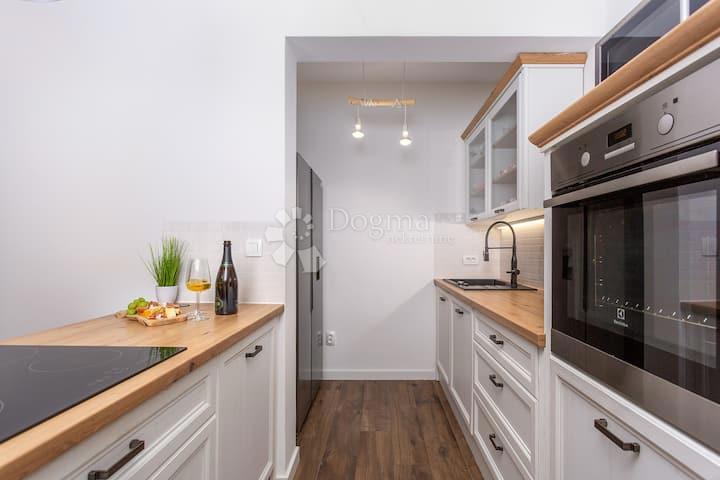 Casa Veprinac, Opatija - Okolica, 181,20m2